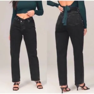 A&amp;F “The dad high rise” asymmetric criss cross waistband washed black grey gray