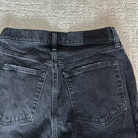 A&amp;F “The dad high rise” asymmetric criss cross waistband washed black grey gray