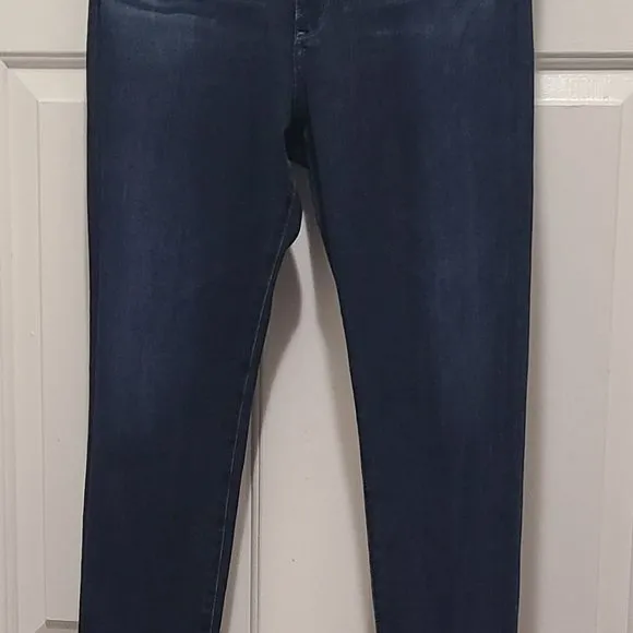 AG The Farrah High Waist Skinny Contour 360 30R Premium Jeans EUC
