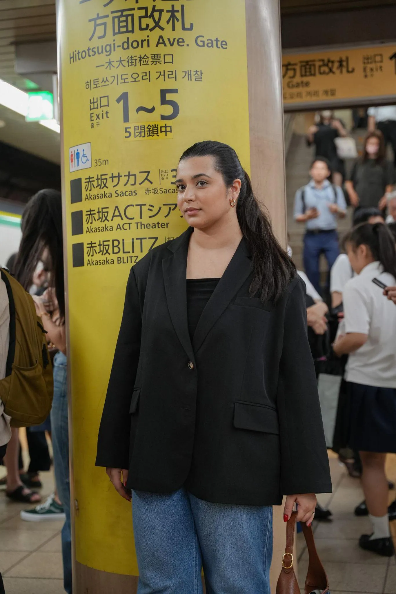 AKFORPM LOML BLAZER IN NOIR