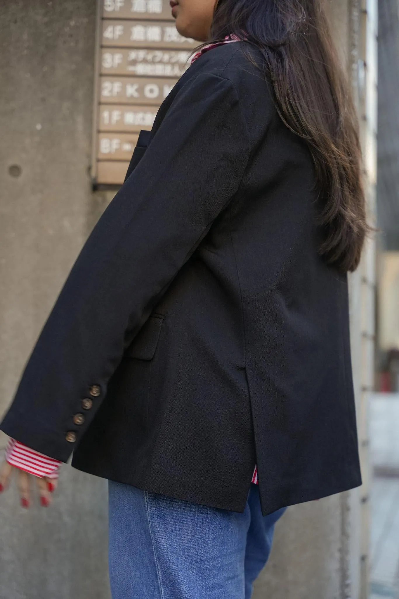AKFORPM LOML BLAZER IN NOIR