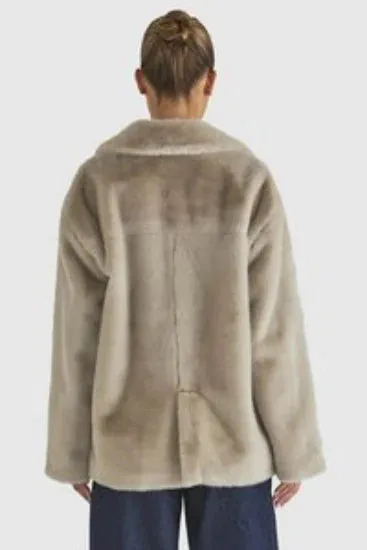 Alive Fur Jacket - Dove Grey