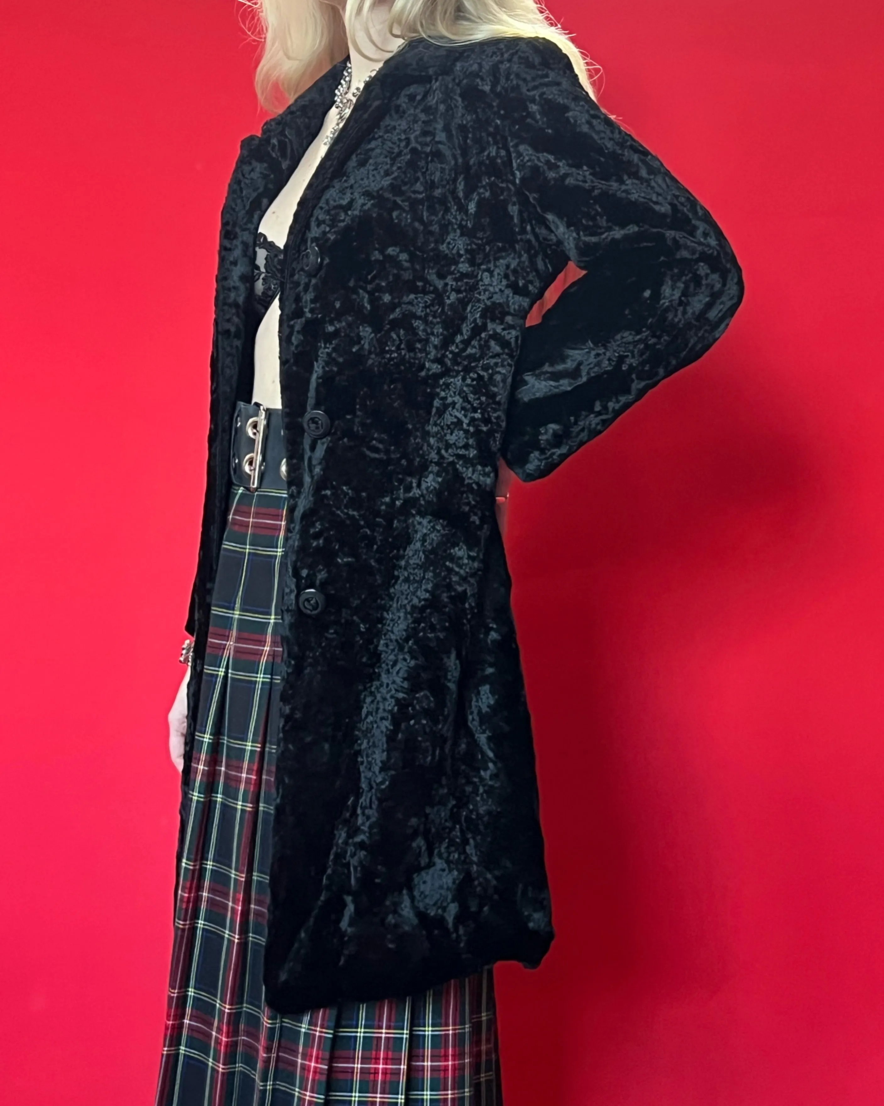 BLACK VELVET VINTAGE COAT