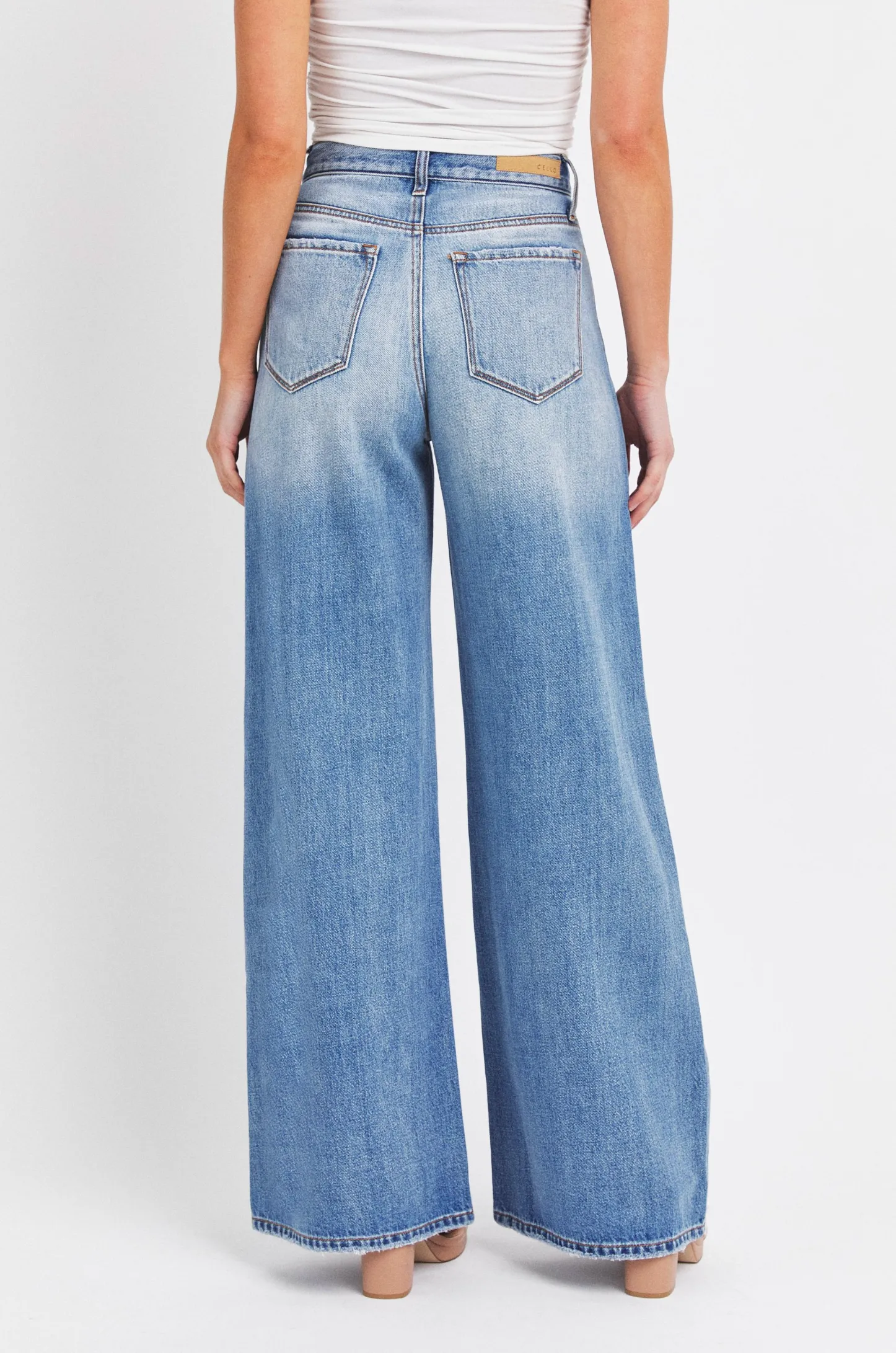 Brynn Wide Leg Jeans