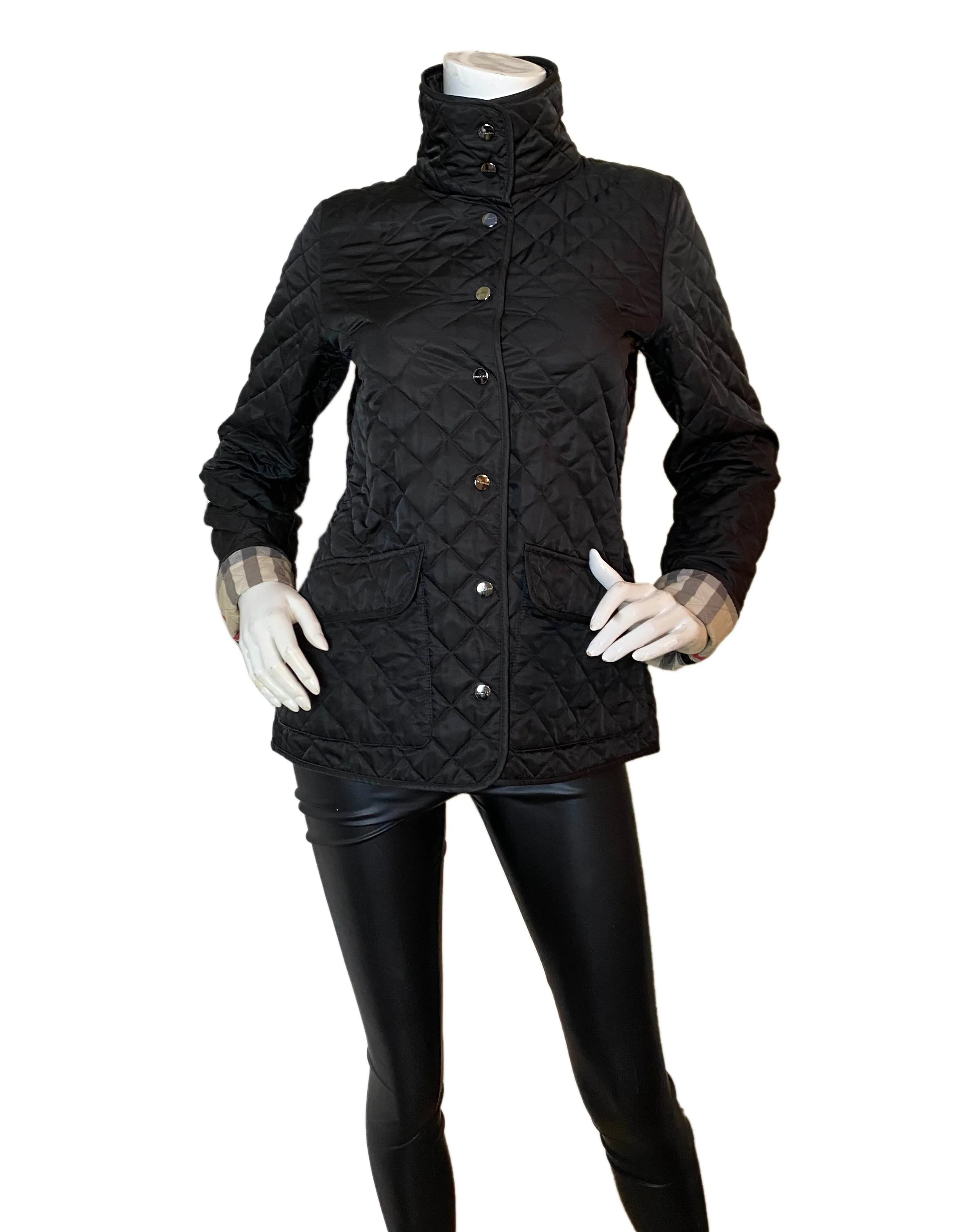 Burberry Brit Black Quilted Jacket w/Nova Plaid Lining sz Small