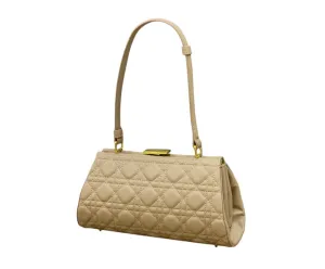 Christian Dior Frame Bag – Beige Elegance Edition 🌟
