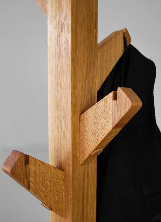 Coat Tree in Oak