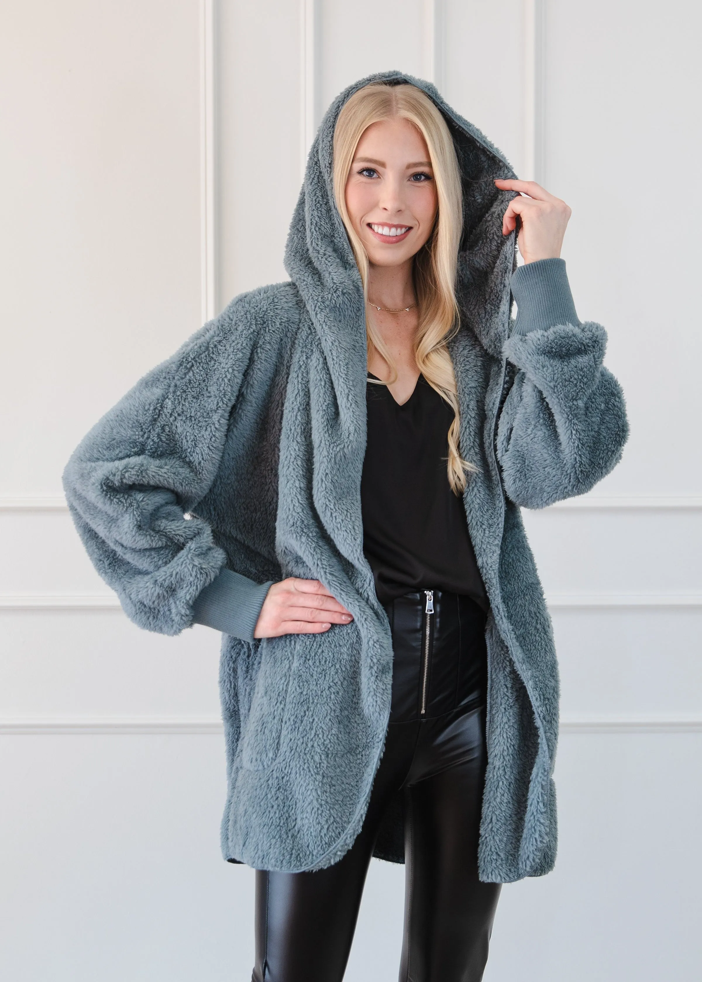 Dream Soft Hooded & Pocketed Jacket