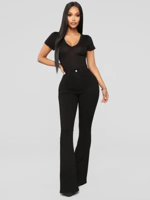 Flared Fit – High-Waist Jeans
