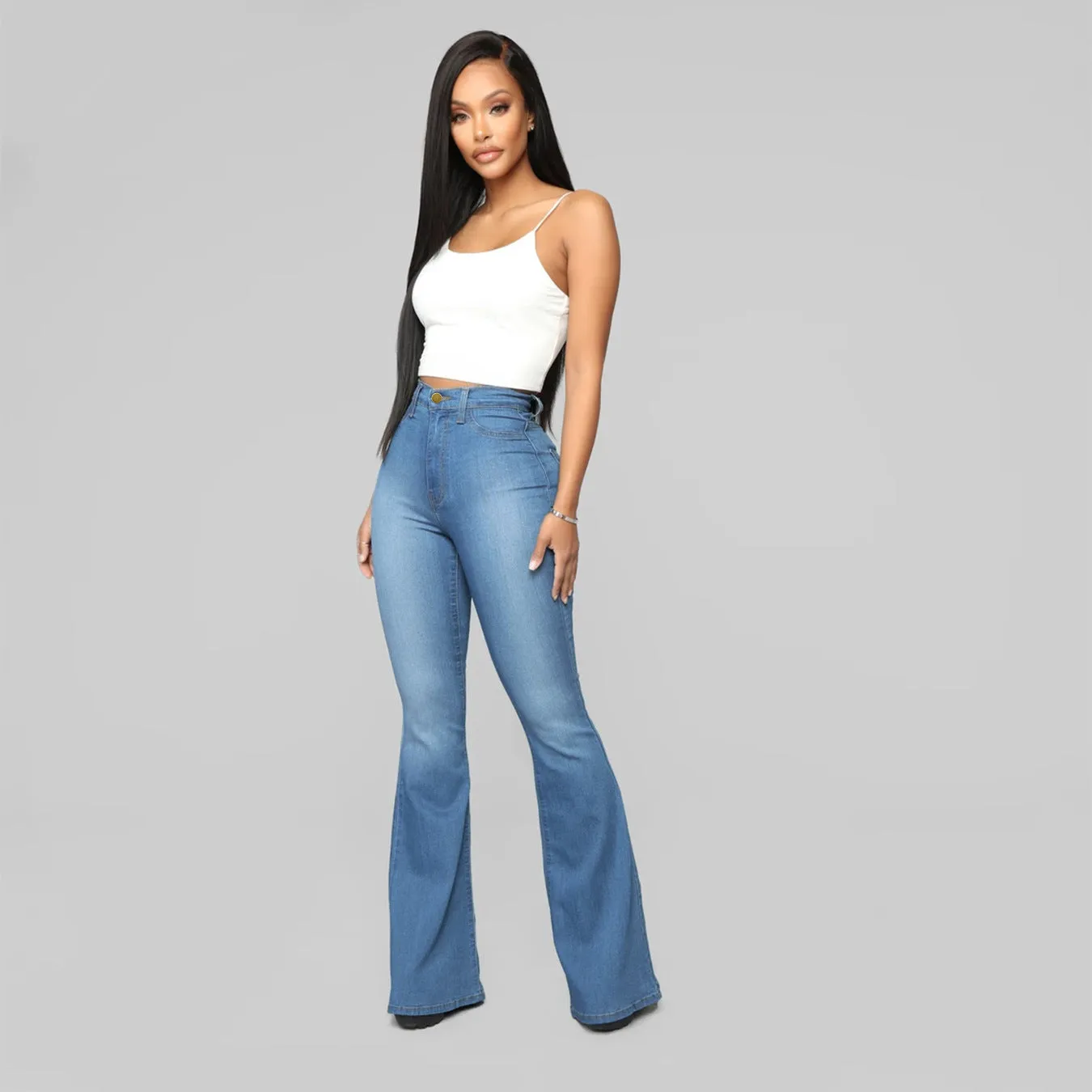 Flared Fit – High-Waist Jeans
