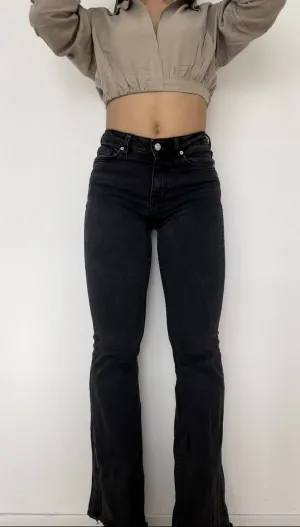 Flared High Waist Jeans Black