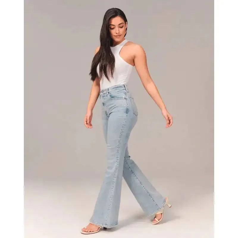 Flared Jeans