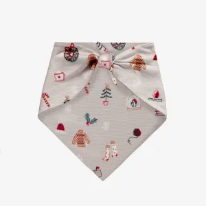 Foulard gris avec motif des Fêtes pour animaux de compagnie en polyester brossé || Gray pet scarf with holiday pattern in brushed polyester