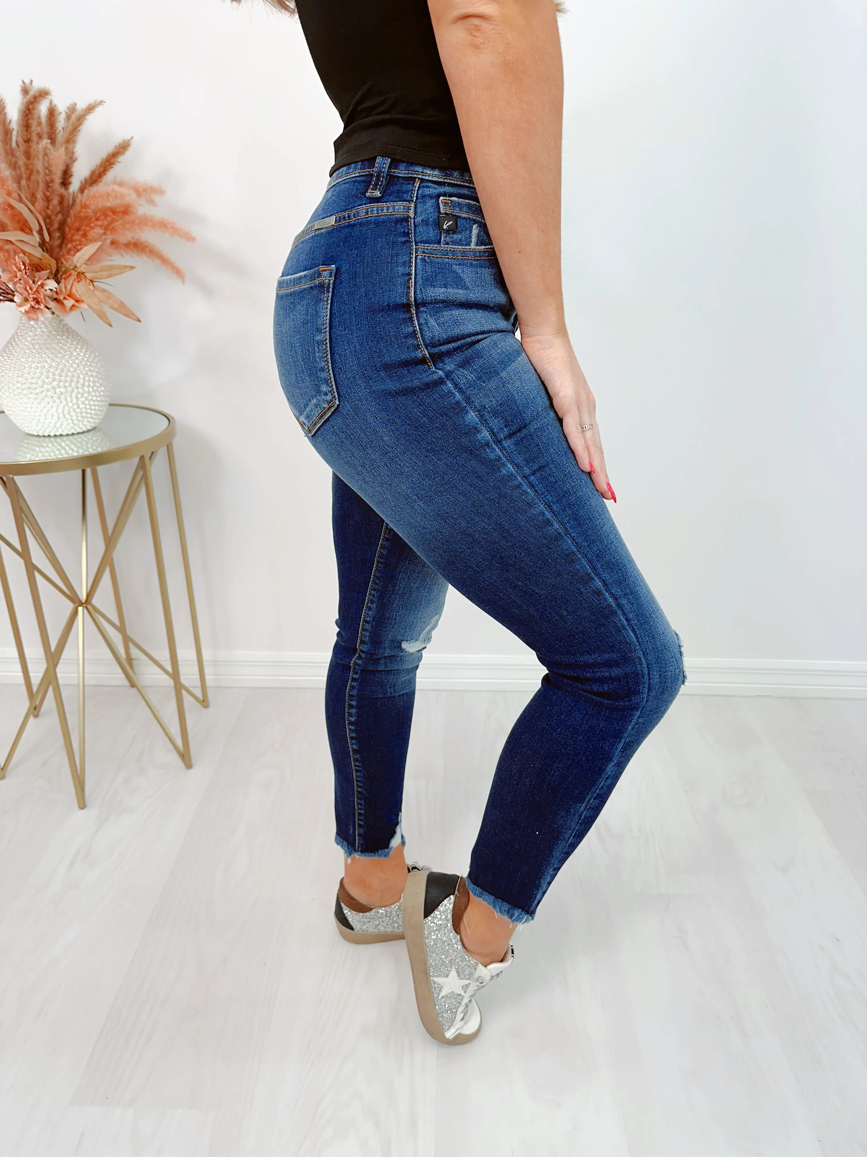 Fulton Frayed Hem Skinny Jeans - Dark