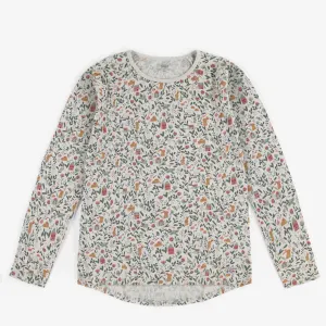 Haut de pyjama des Fêtes crème à motifs festifs, adulte || Festive cream holiday pajamas top, adult