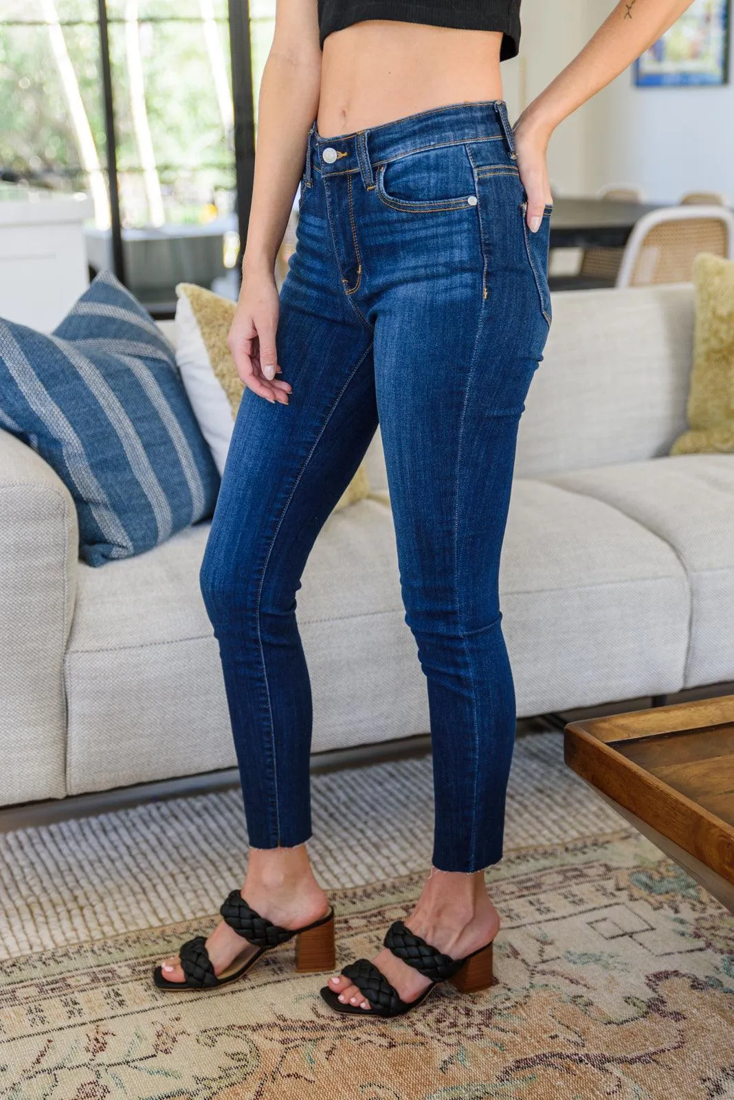 Hazel Blues® | Jill Mid-Rise Classic Skinny