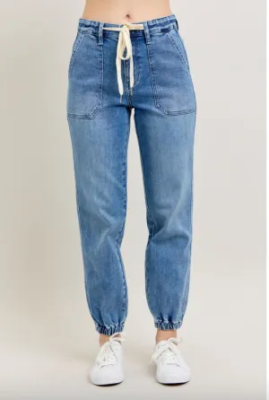 High Waist Denim Jogger - Mid Wash