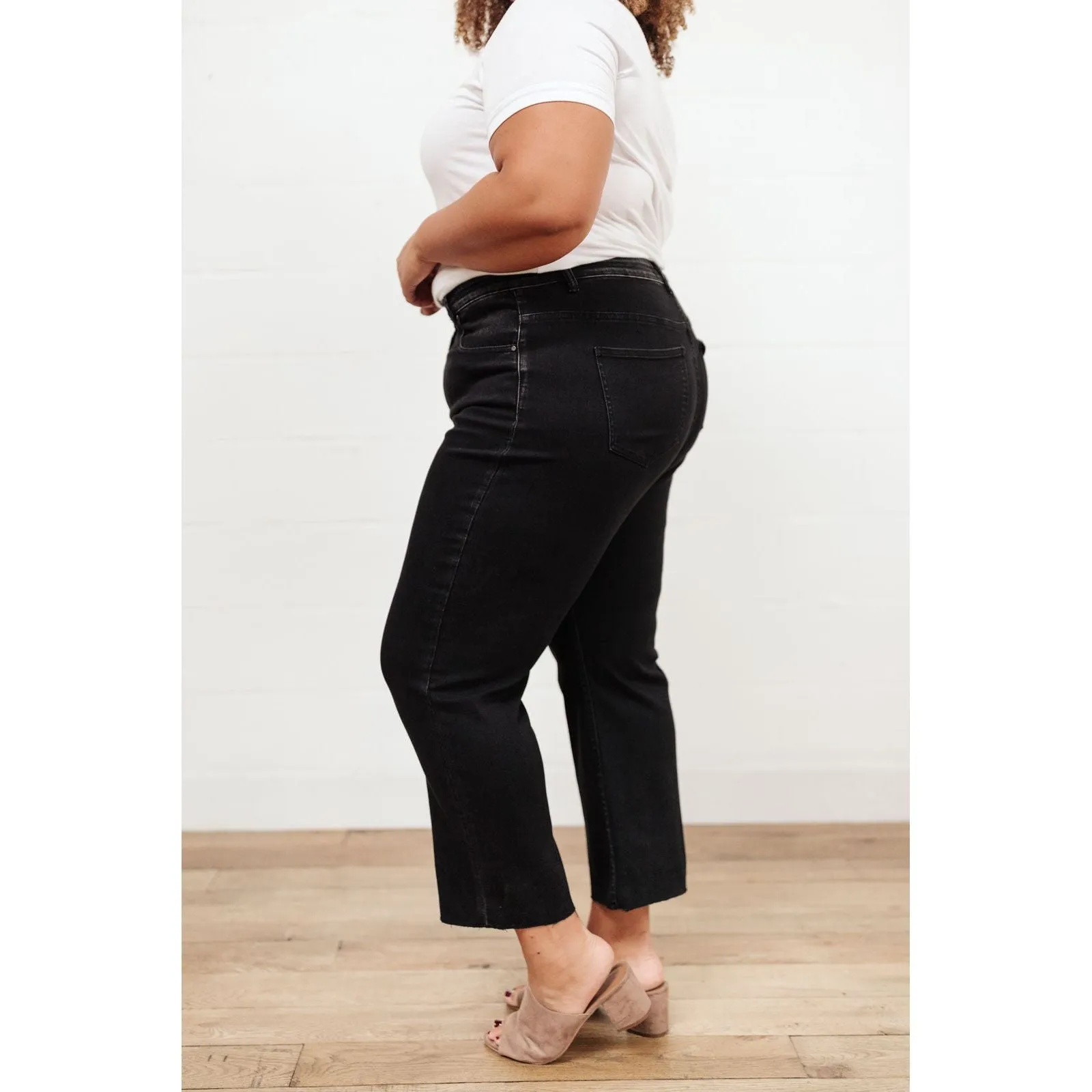 High Waist Mom Fit Jeans In Black
