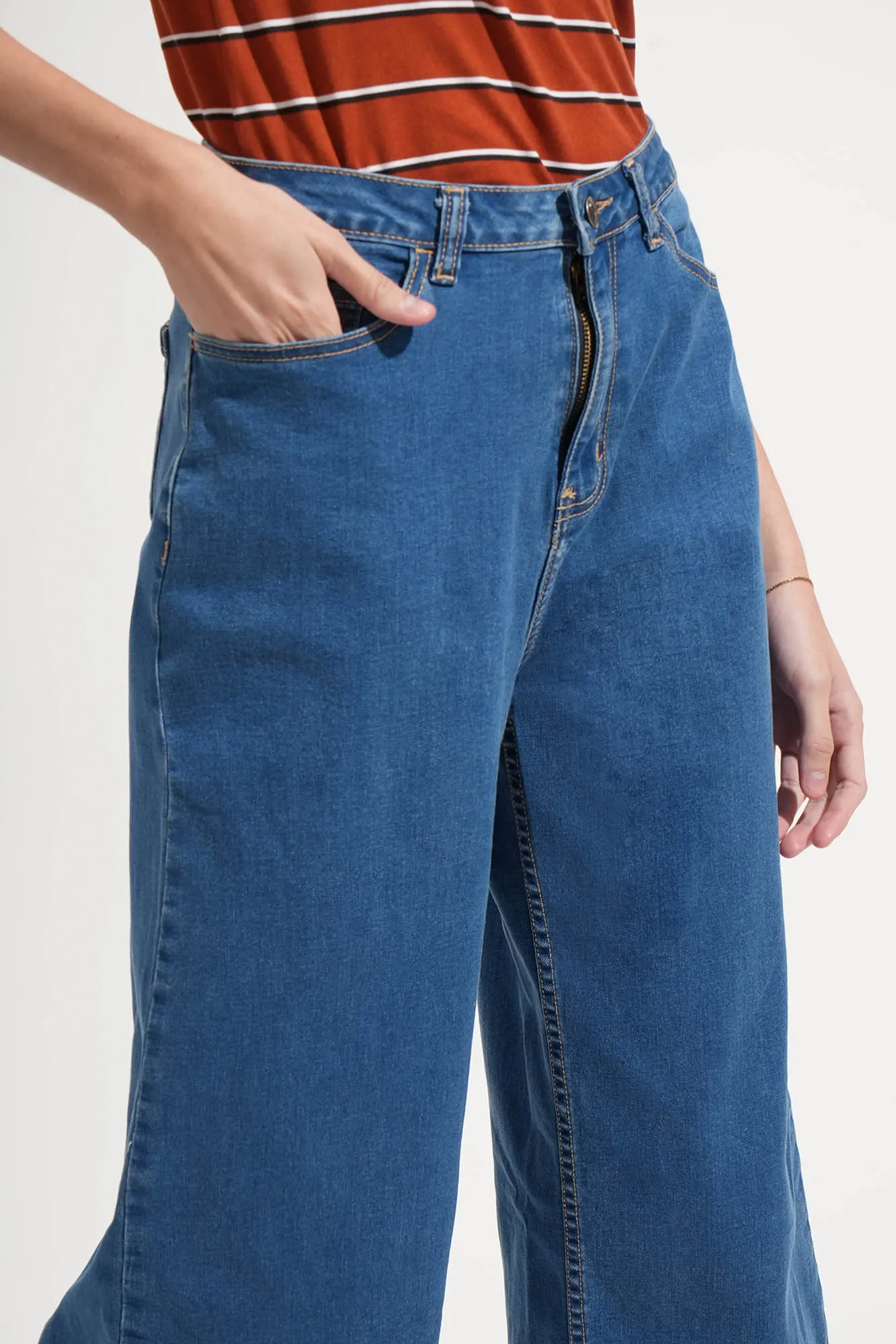 High Waist Wide Leg Jeans