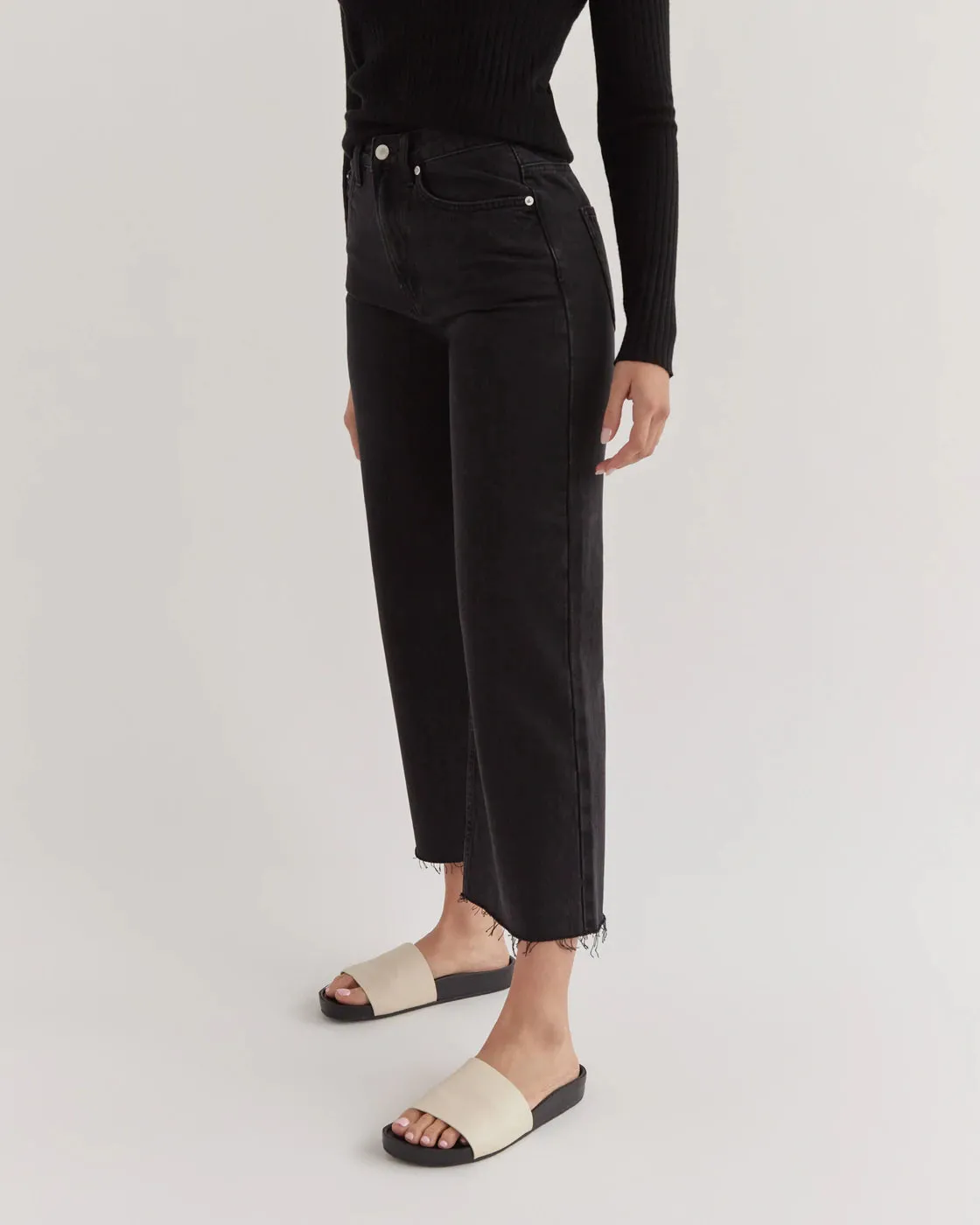 High Waisted FLARE Jeans