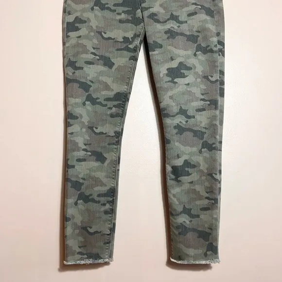 Hudson Barbara High Waist Super Skinny Jeans