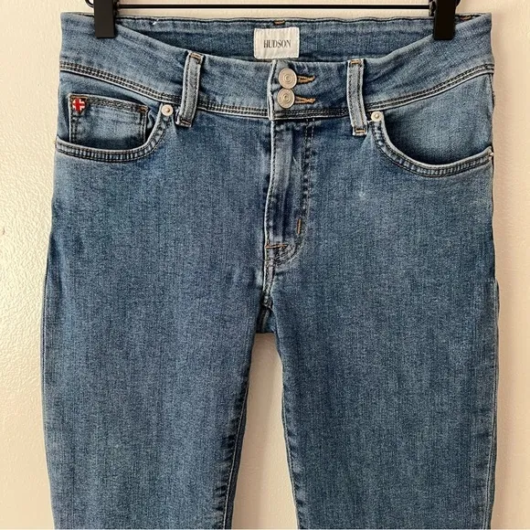 Hudson Crop Ginny Straight Jean