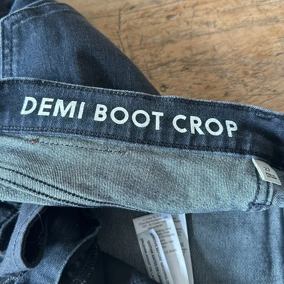 J crew Billie Demi boot crop Jean size 27 excellent condition