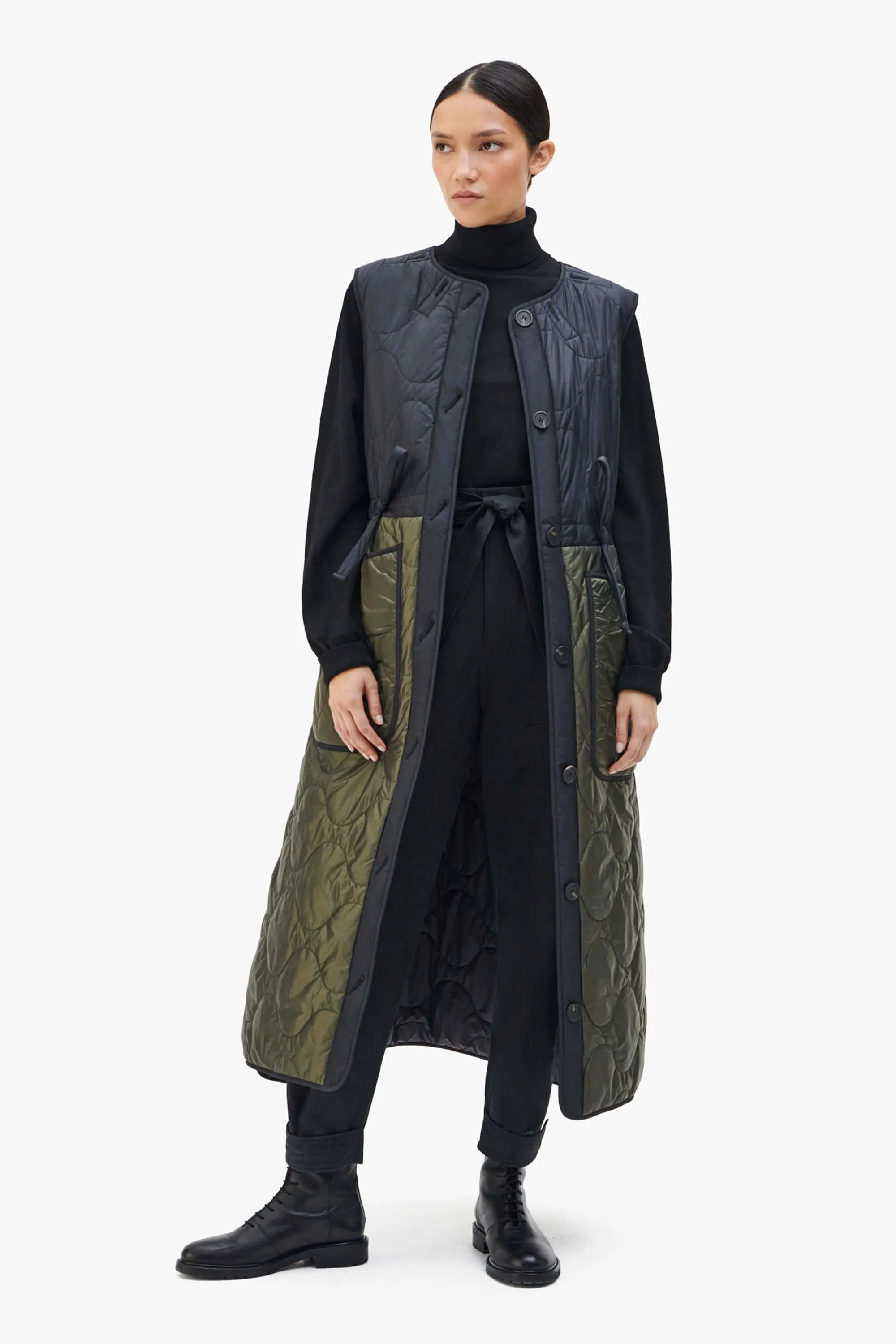 Long Patchwork Quilt Vest - Black / Slate