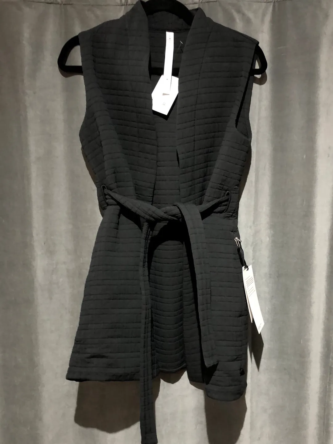 Lululemon Black Quilted vest