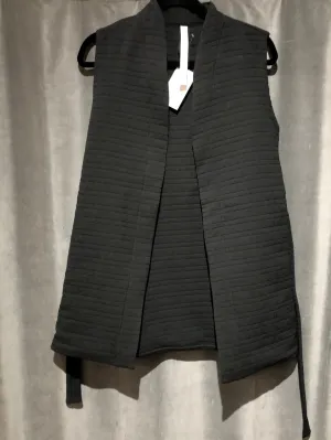 Lululemon Black Quilted vest