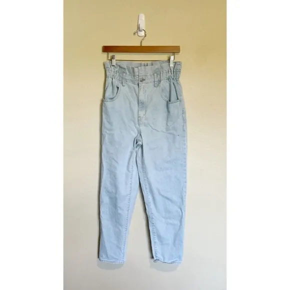 Madewell Paperbag Classic Straight Jeans in Broomfield Wash 27