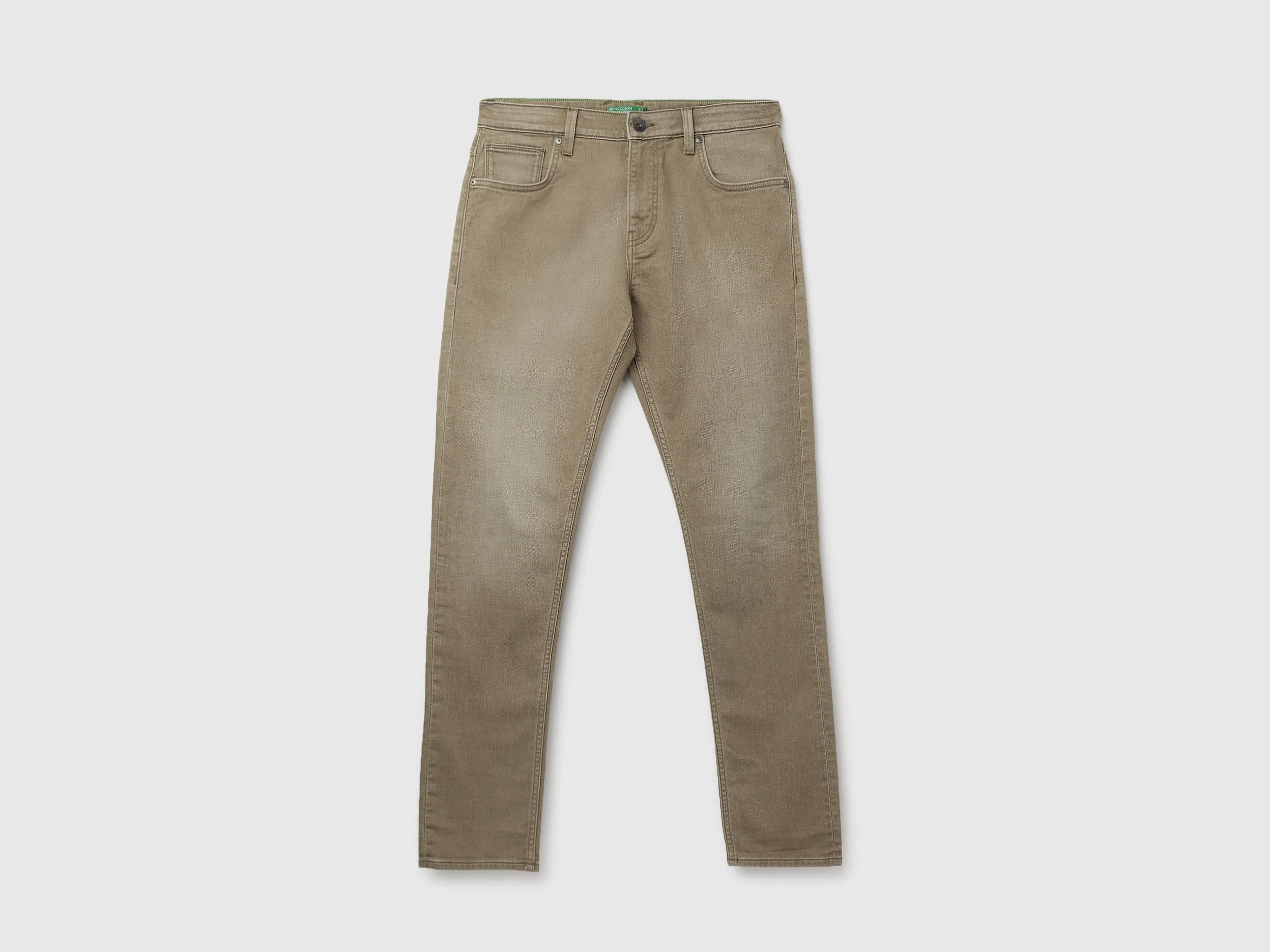 Men's Solid Slim Tapered Fit Jeans