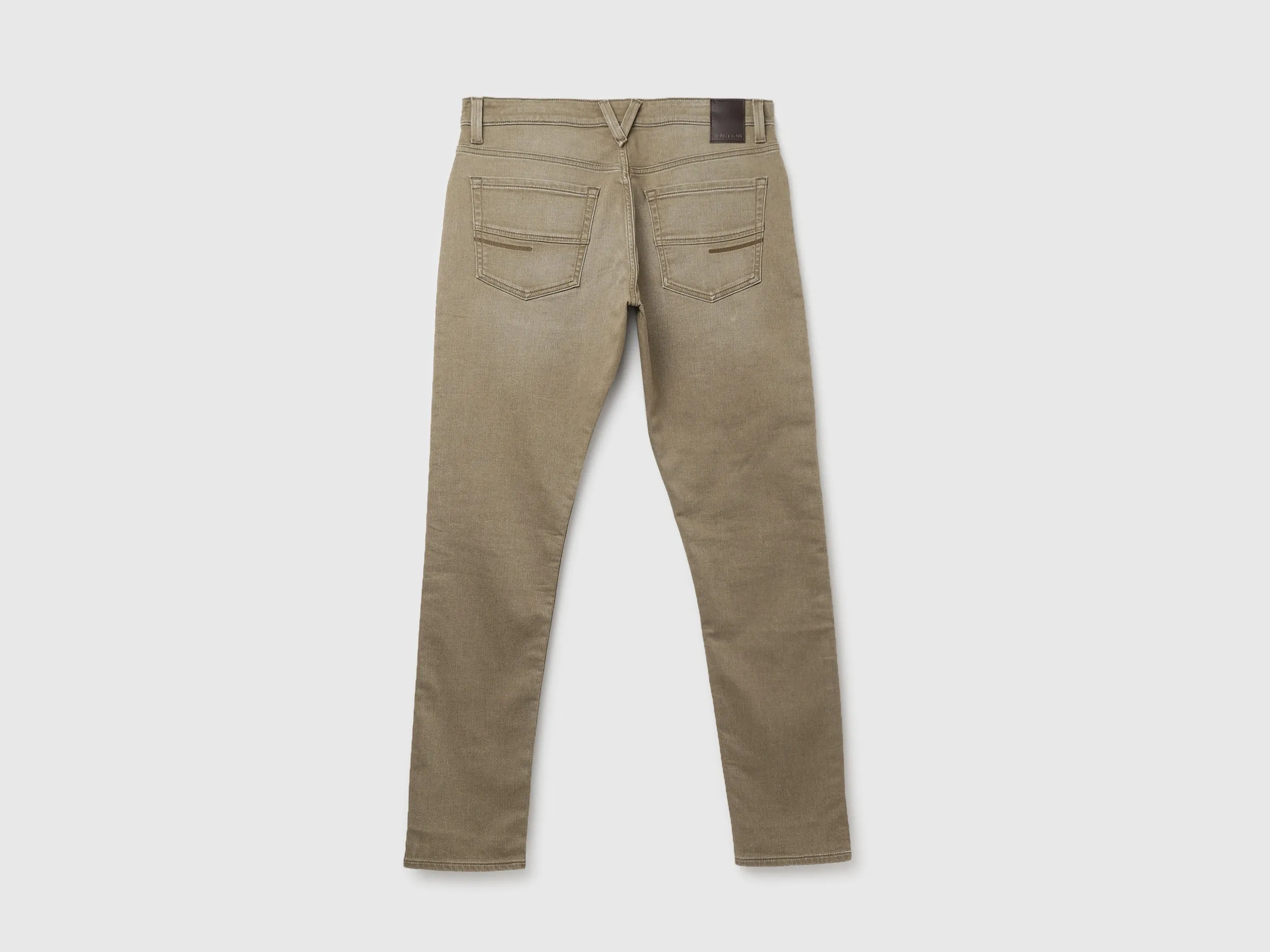 Men's Solid Slim Tapered Fit Jeans