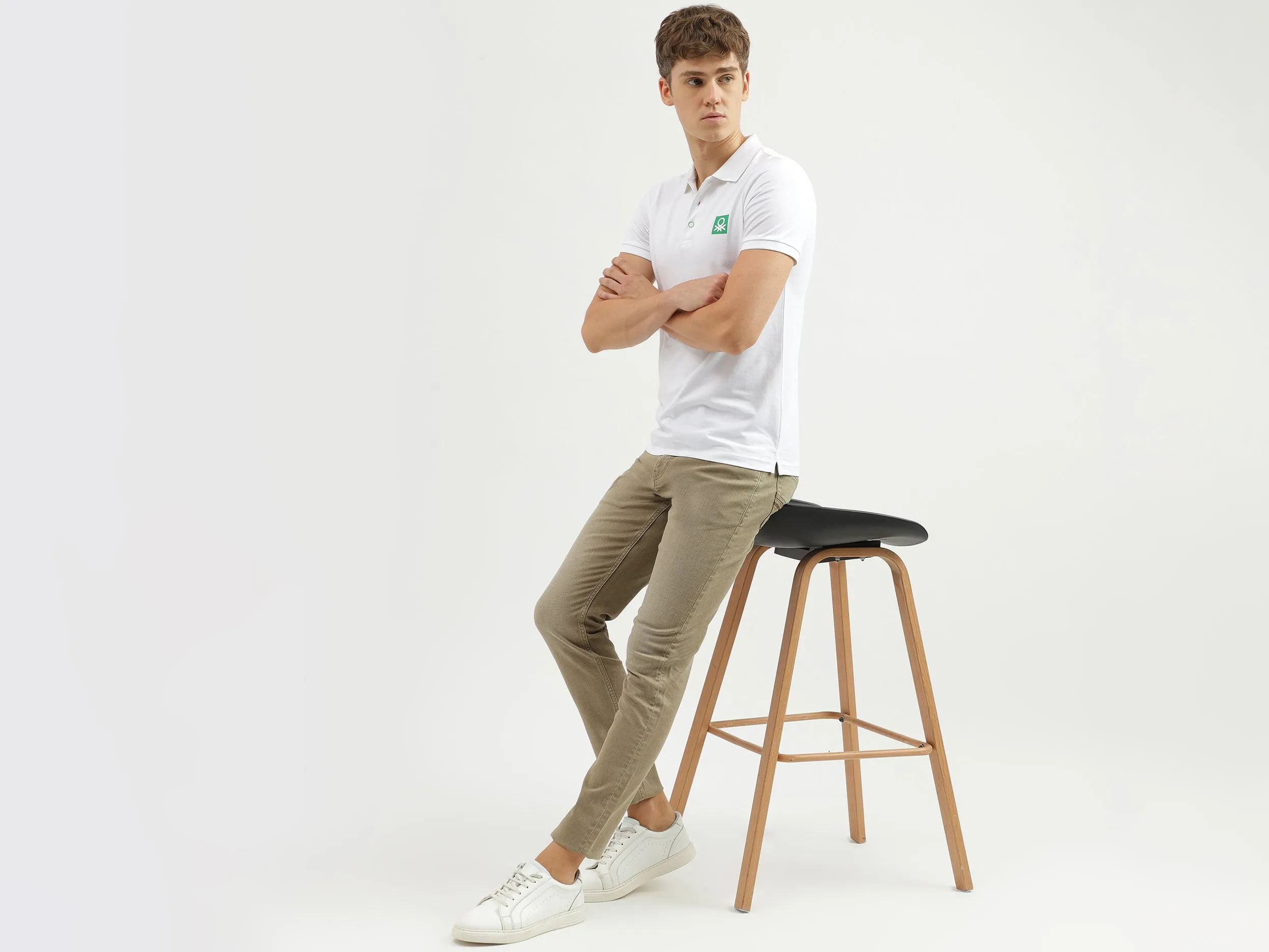 Men's Solid Slim Tapered Fit Jeans