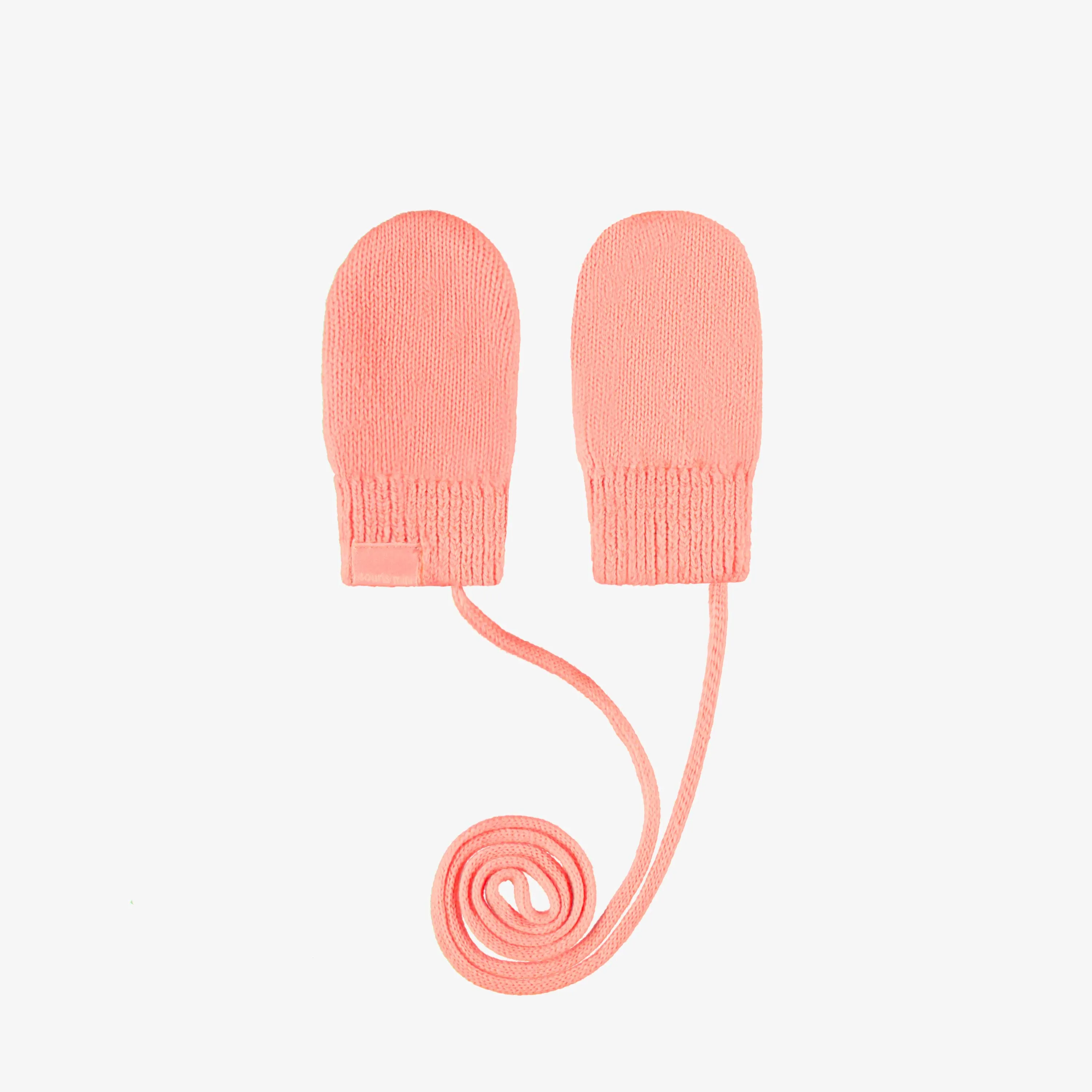 Mitaines roses en tricot avec cordon, bébé || Pink knitted mittens with string, baby