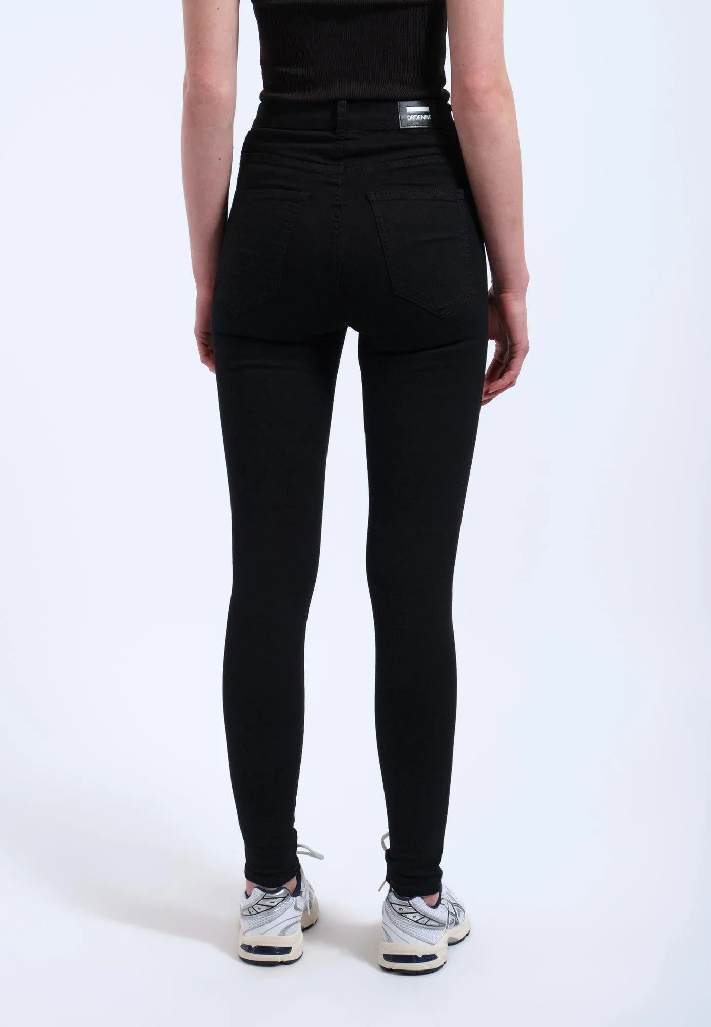 Moxy - Black
