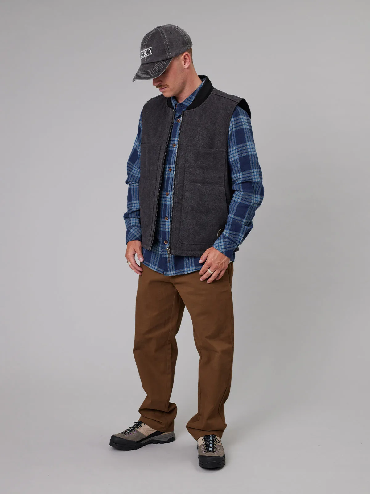 OCEAN WORKS VEST - CHARCOAL