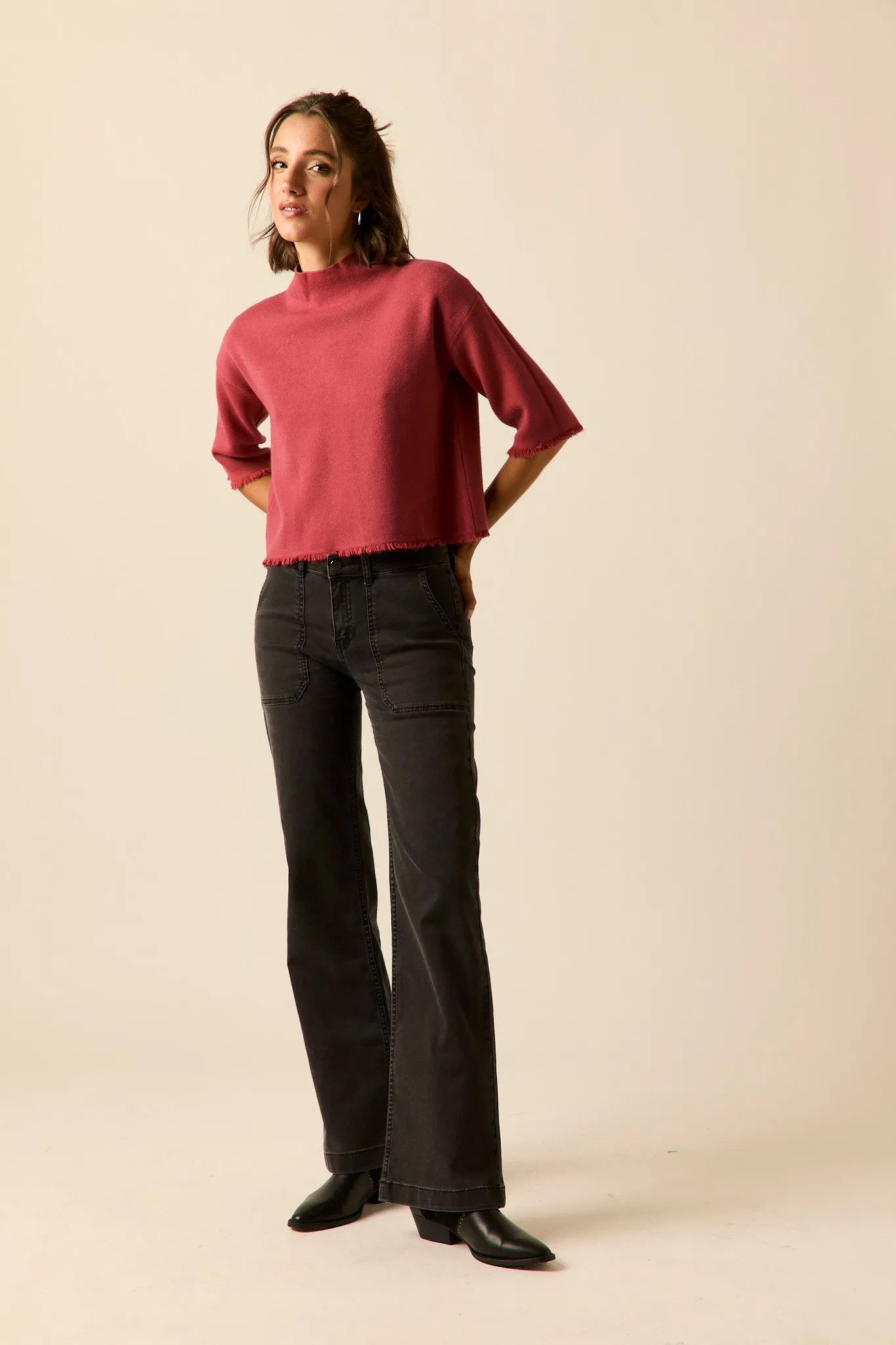 Pantalón bolsillos delanteros negro