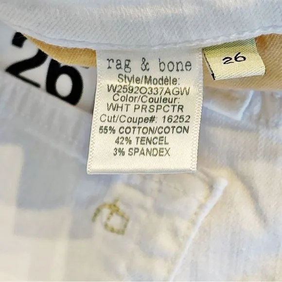 Rag &amp; Bone Dre Capri in White