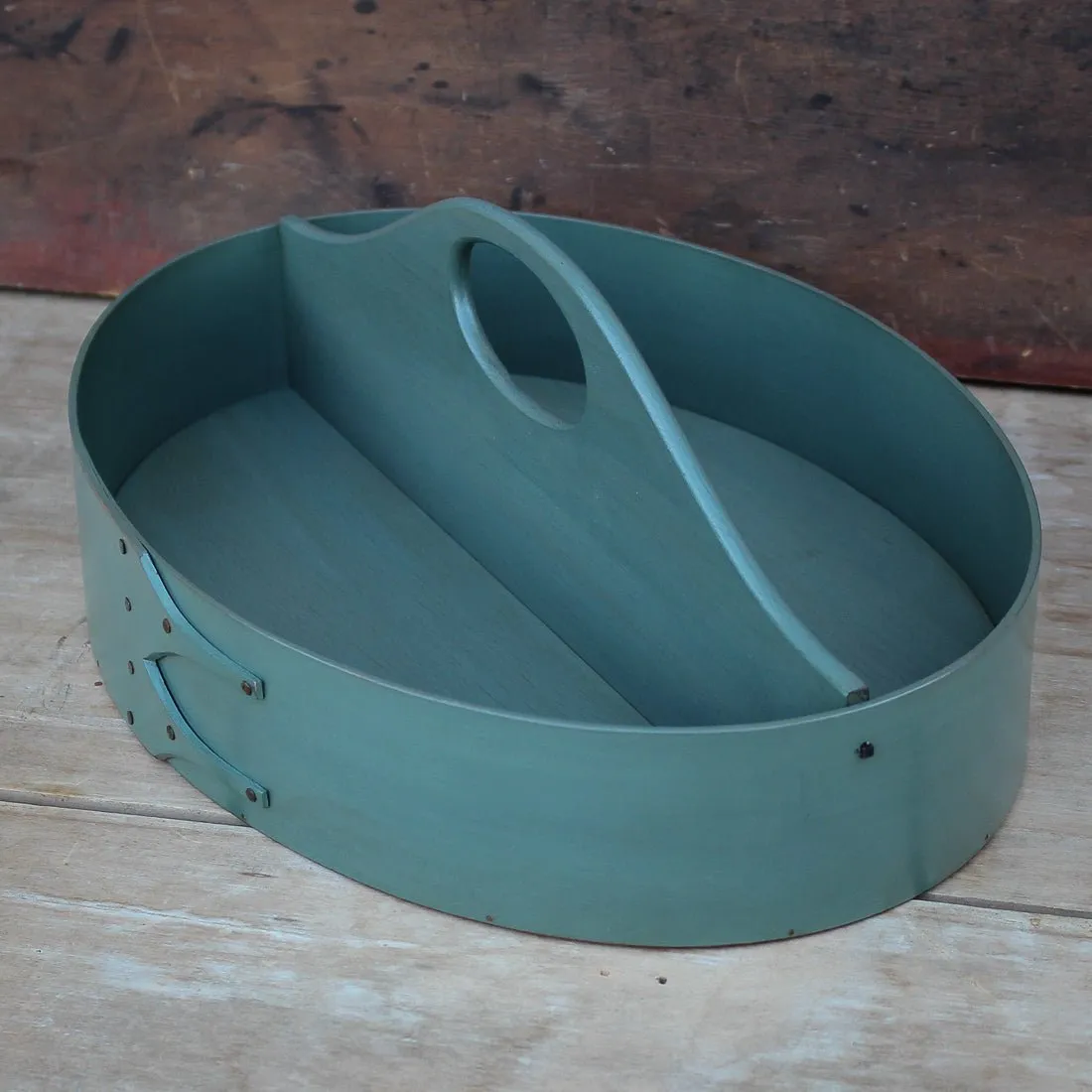 Shaker Divided Carrier