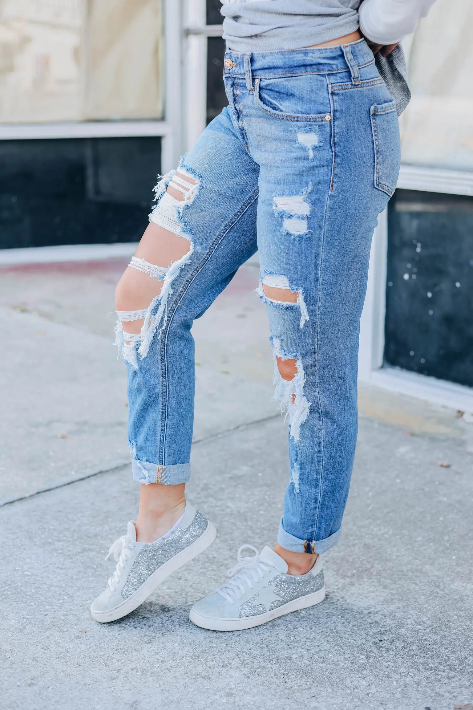 Skylar Girlfriend Jeans - Medium Wash