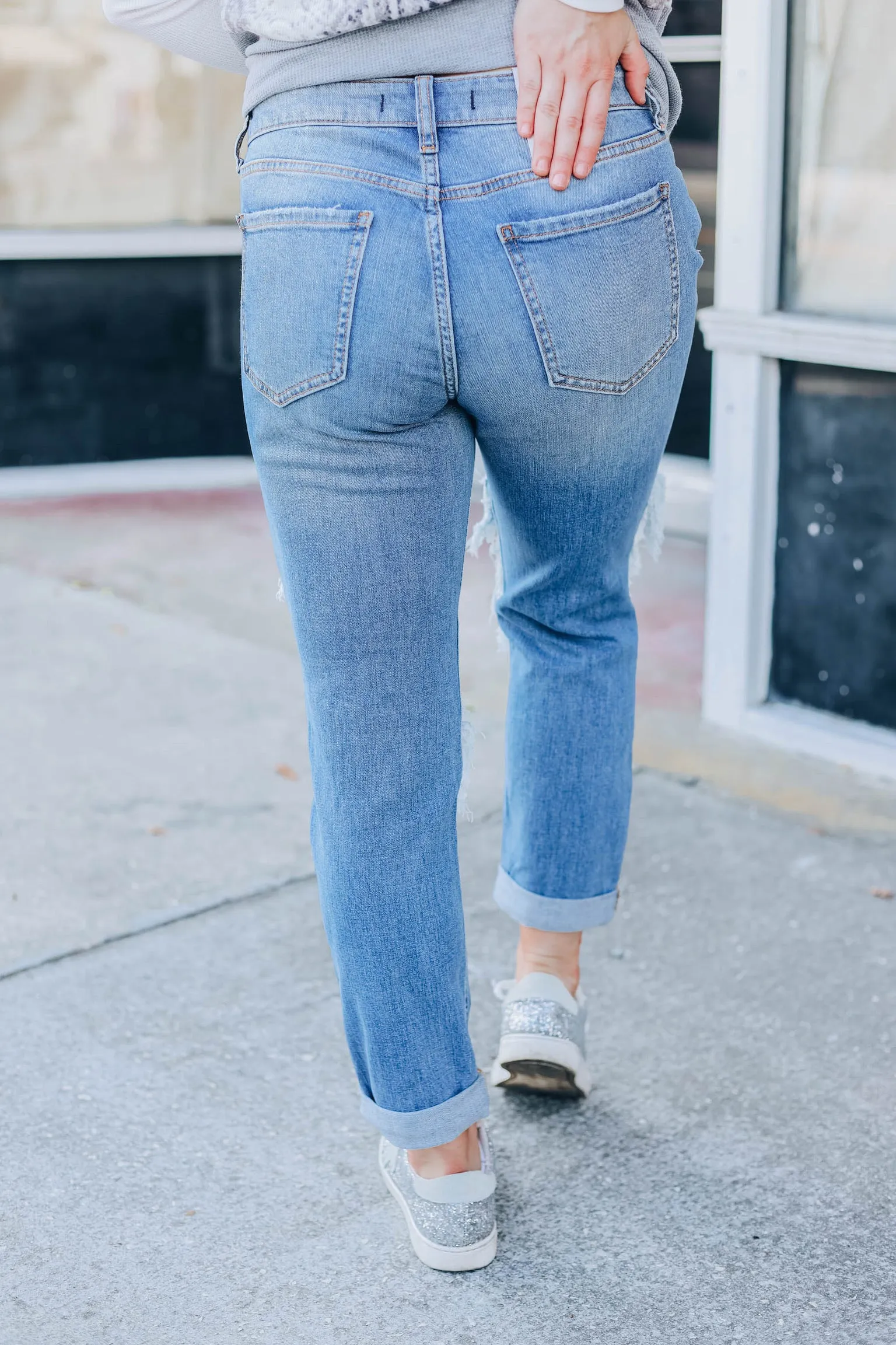 Skylar Girlfriend Jeans - Medium Wash