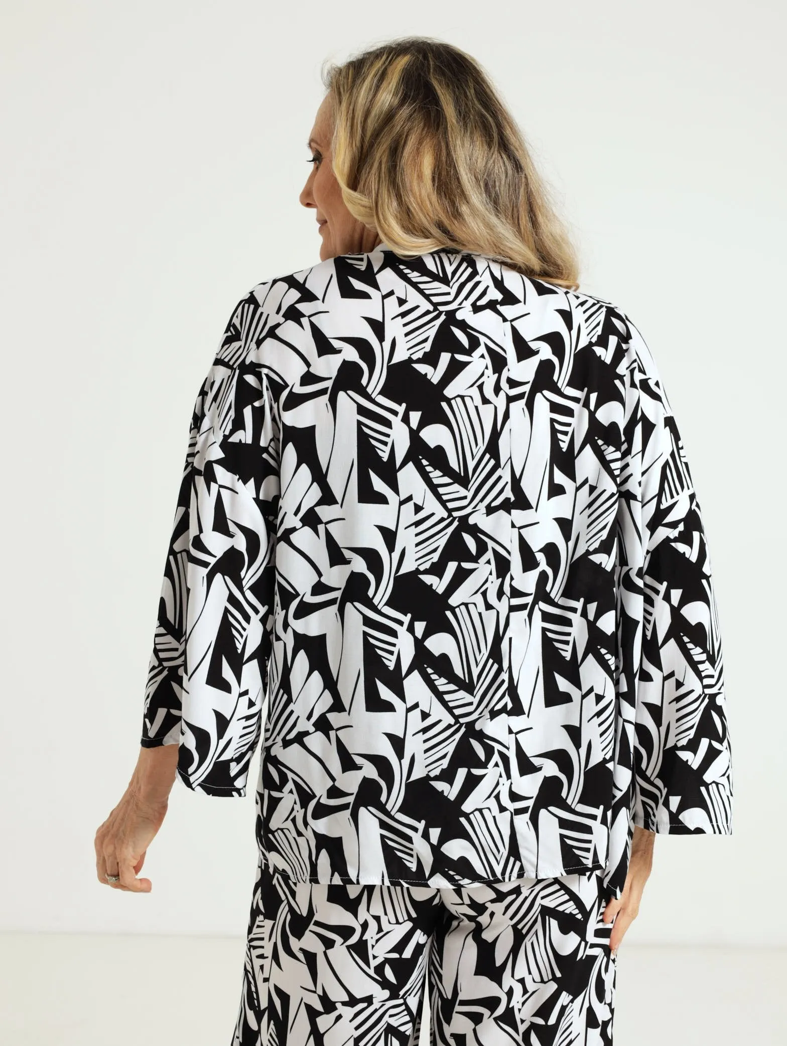 Soft Kimono - Black/White