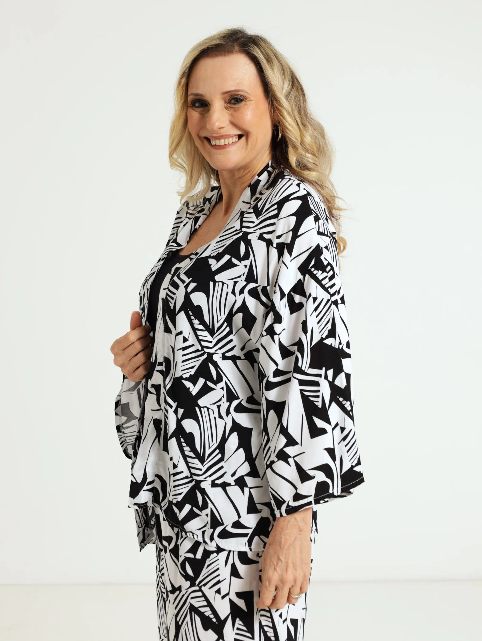 Soft Kimono - Black/White