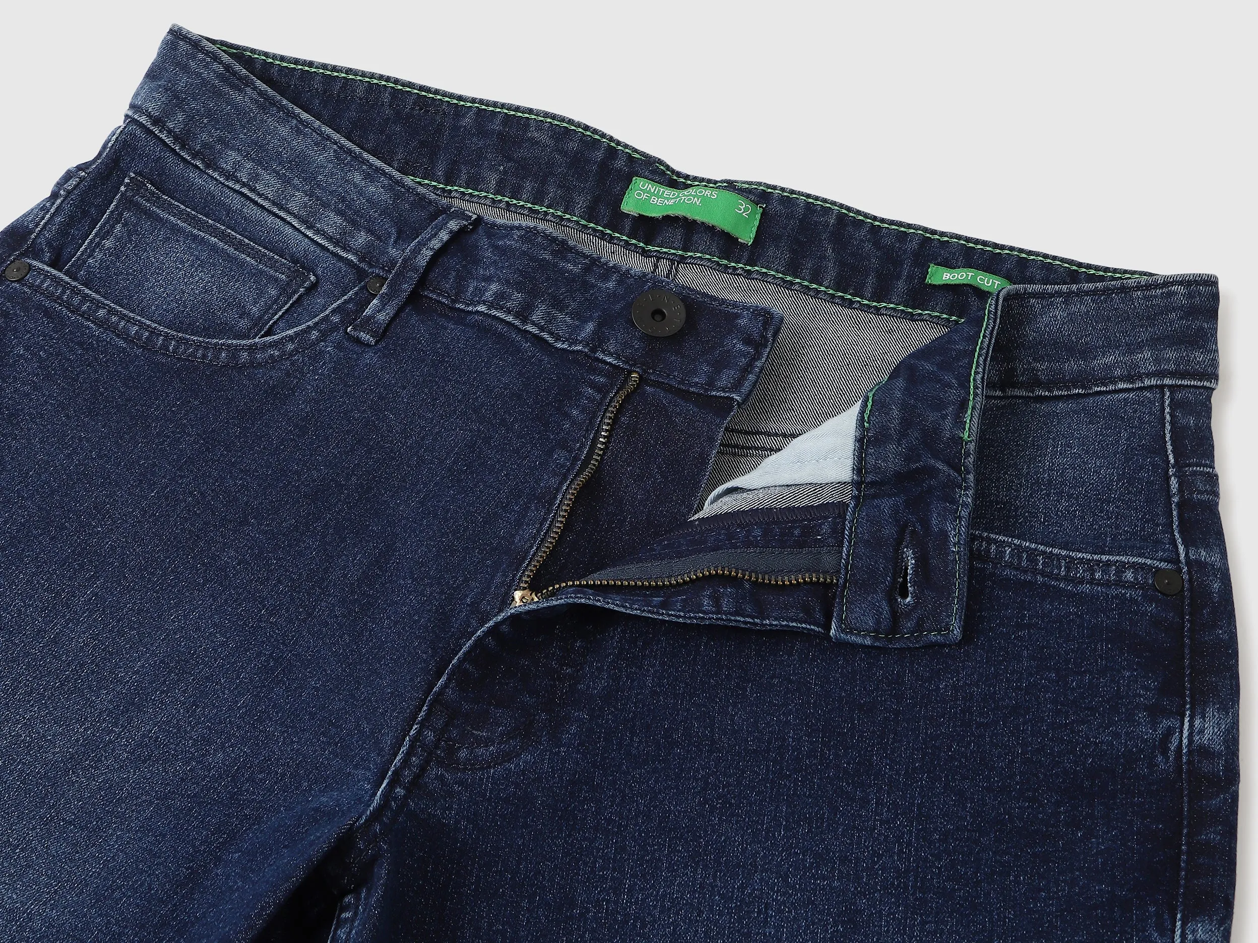 Solid Boot Leg Fit Jeans