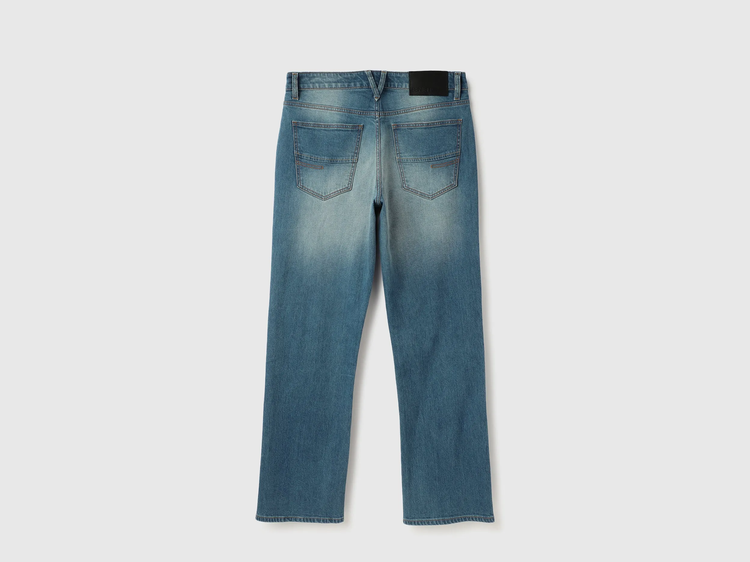 Solid Boot leg Fit Jeans