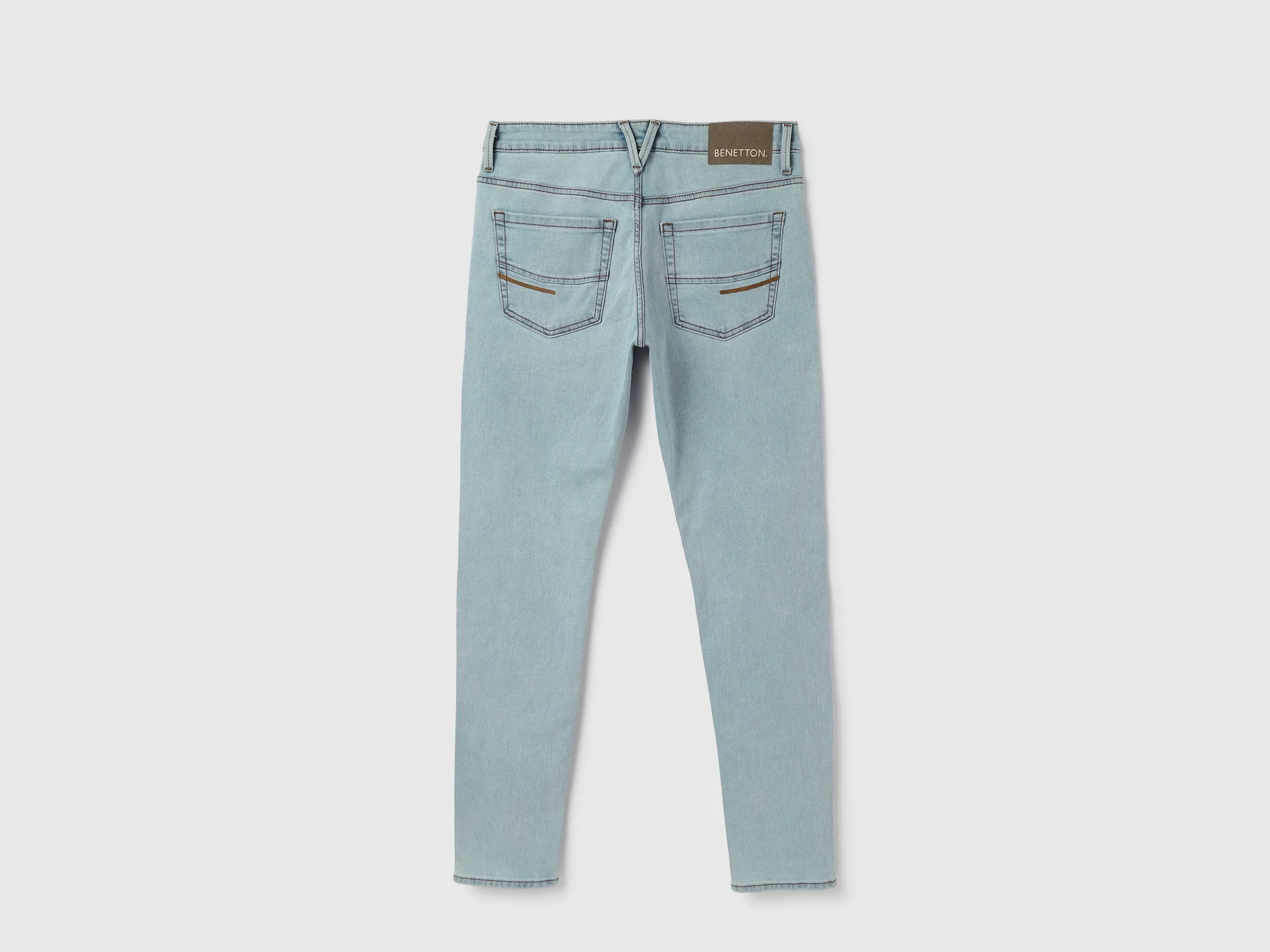 Solid Pattern Slim Fit Jeans