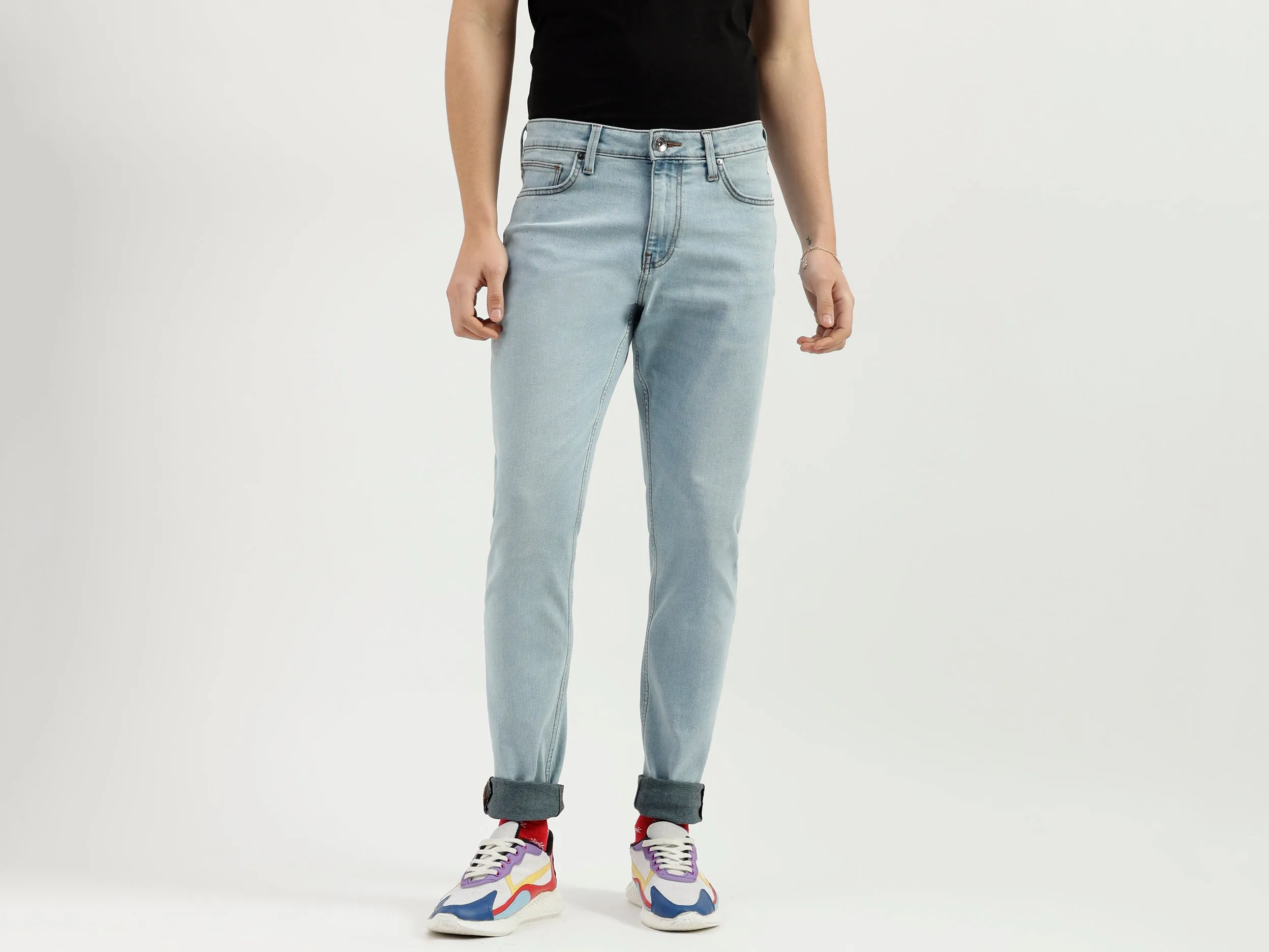 Solid Pattern Slim Fit Jeans