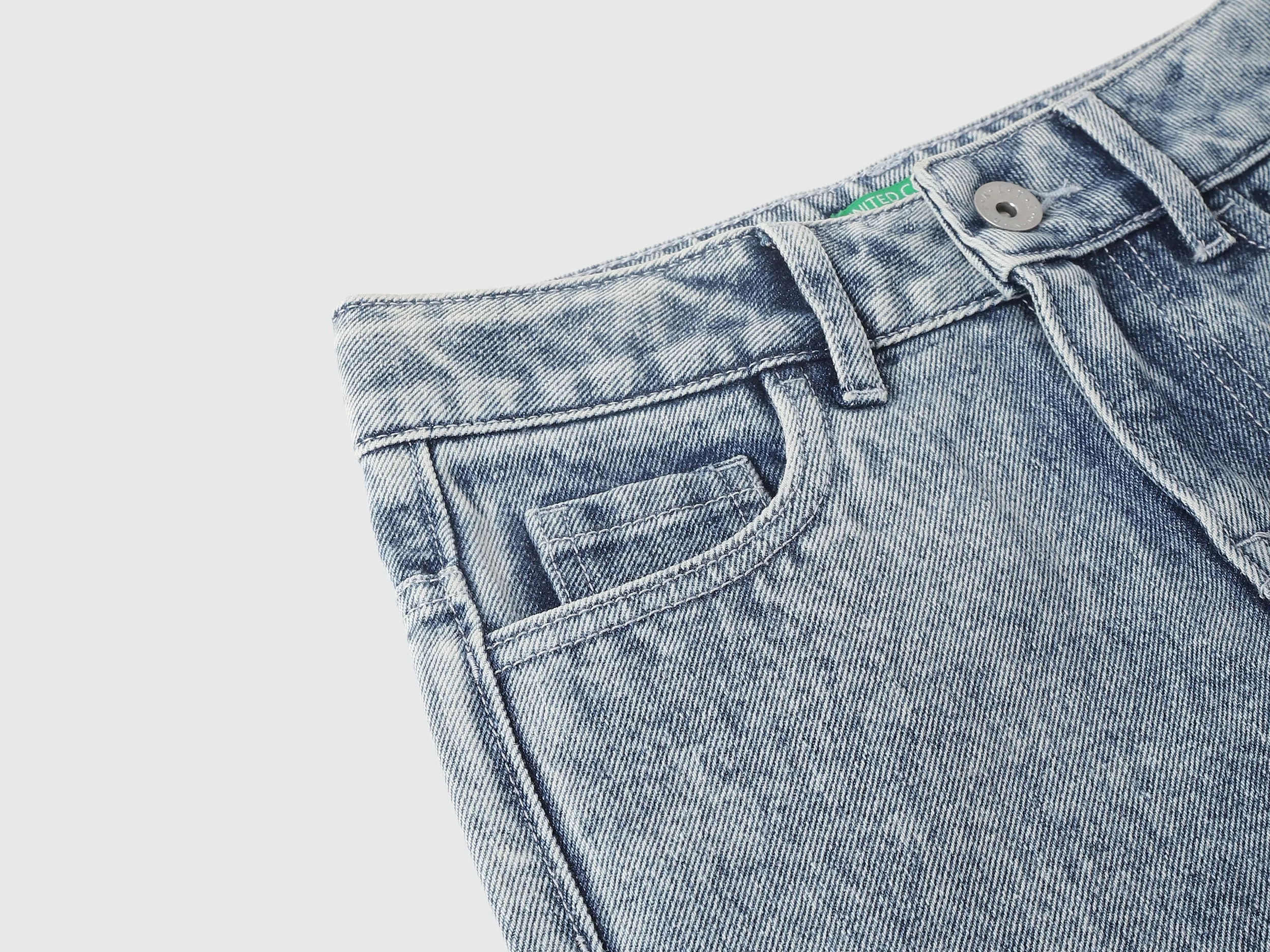Solid Straight Fit Jeans