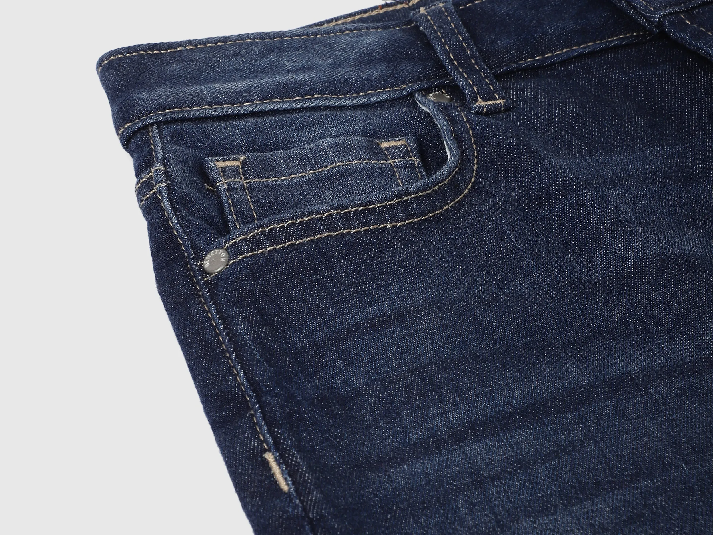 Solid Straight Fit Jeans